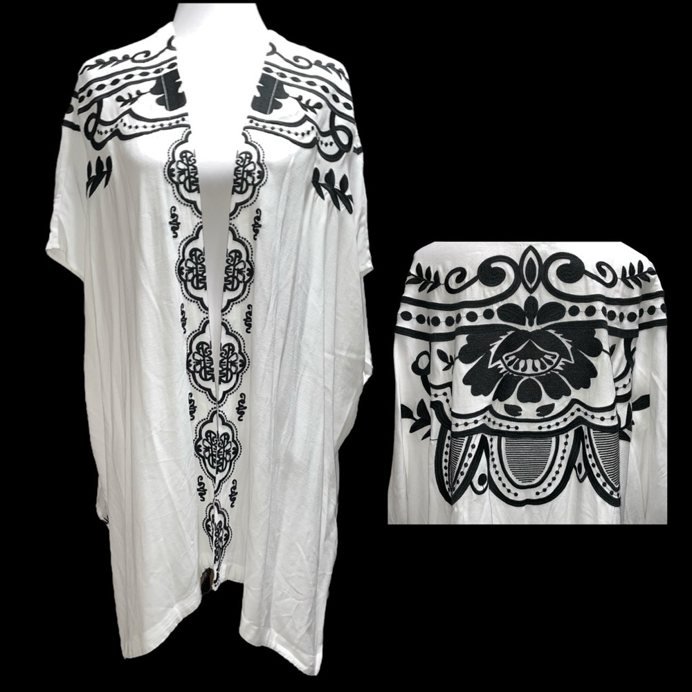 Chico’s Gorgeous Black & White Embroidered Ruana Cover-Up / Jacket